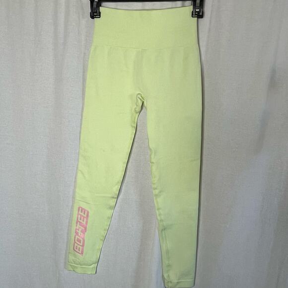 Bo and Tee High Rise Crop Neon Green Leggings NEW Logo on Leg Size XS Petite - Picture 3 of 11